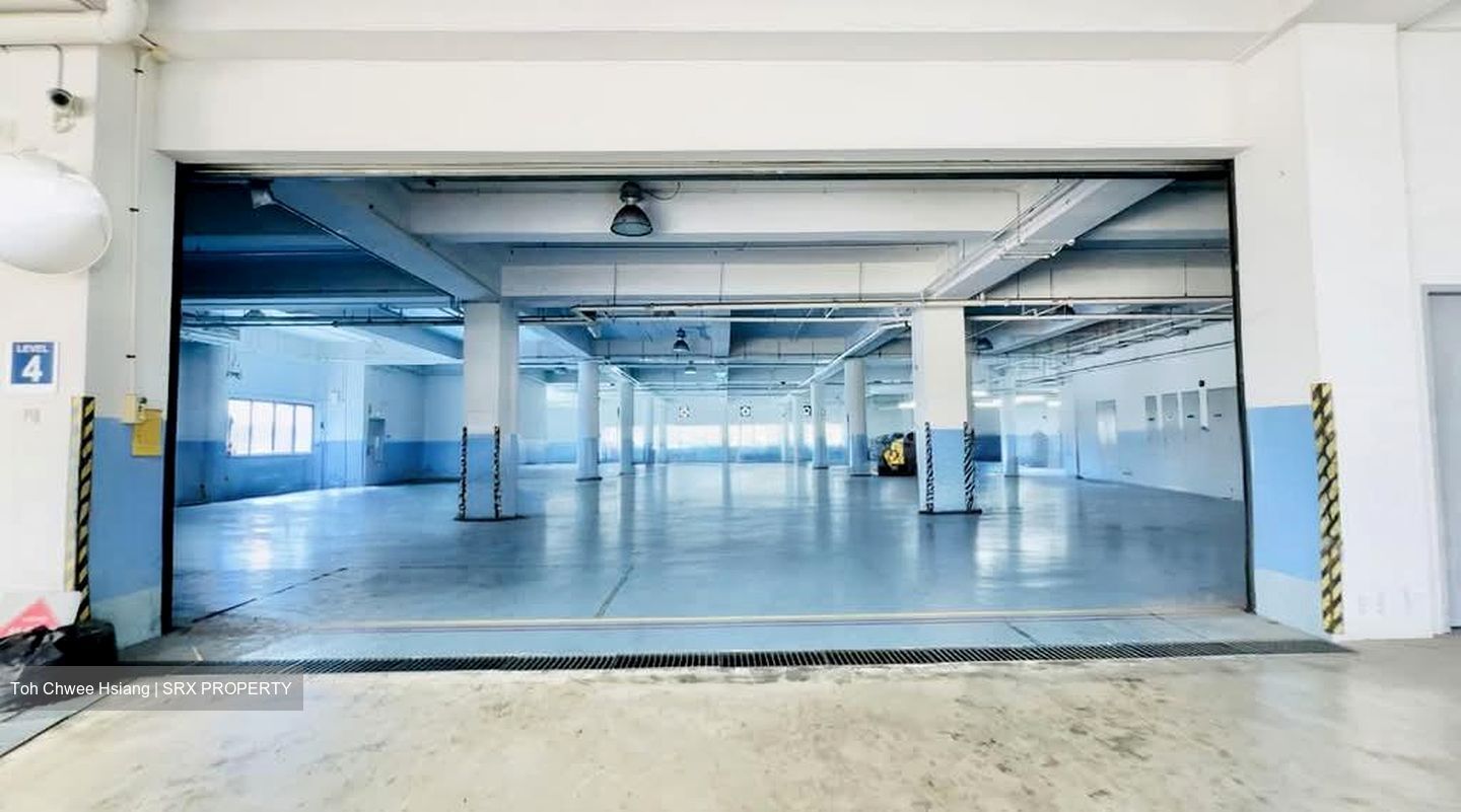 Lorong 8 Toa Payoh (D12), Factory #584463891
